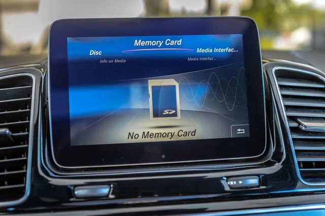 Used 2017 Mercedes-Benz GLS 450 4MATIC image 26