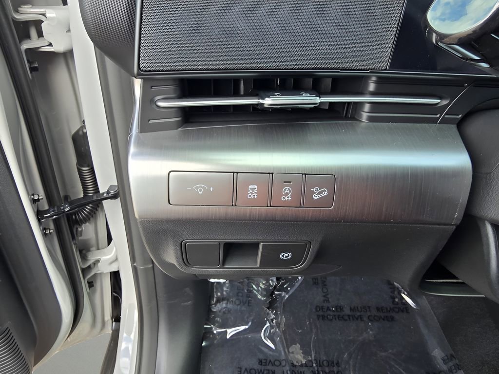 New 2026 Hyundai Kona SE image 18