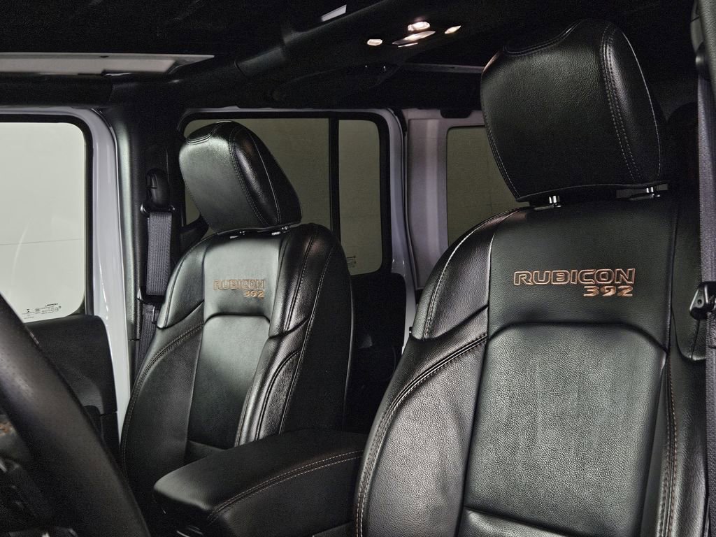 Used 2022 Jeep Wrangler Unlimited Rubicon w/ Xtreme Recon 35" Tire Package AWD/4WD image 25