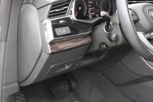Used 2020 Audi Q8 Premium Plus w/ Premium Plus Package image 27