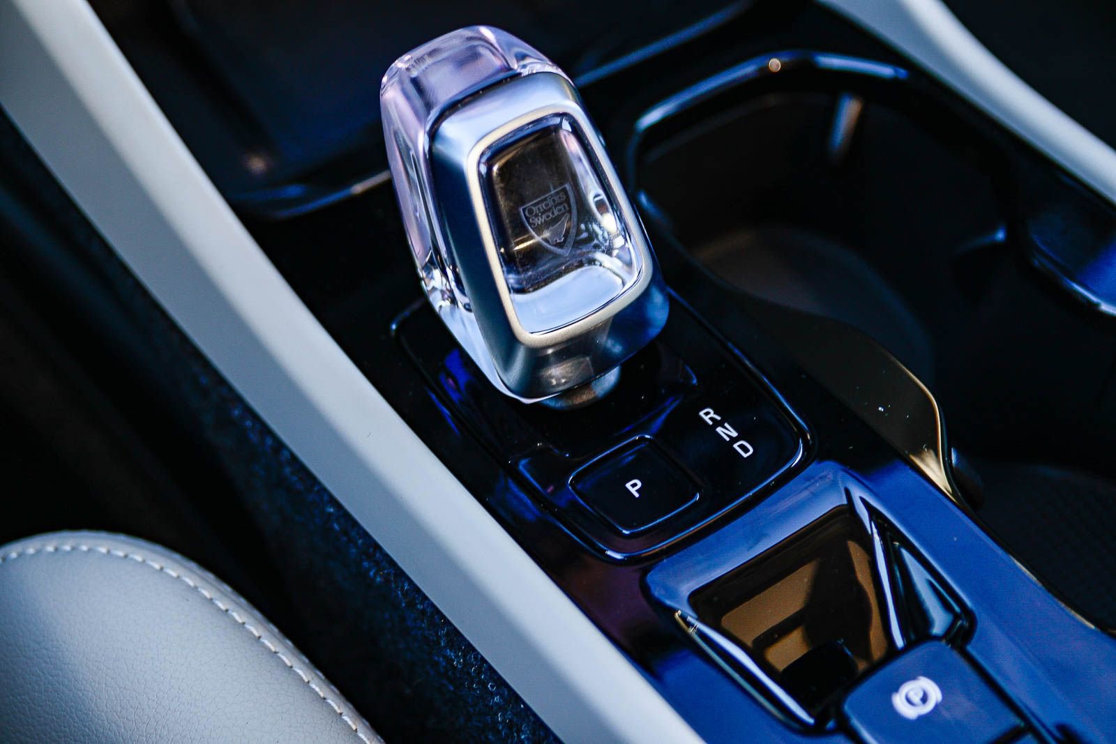 Certified 2026 Volvo XC40 B5 Ultra w/ Climate Package image 25