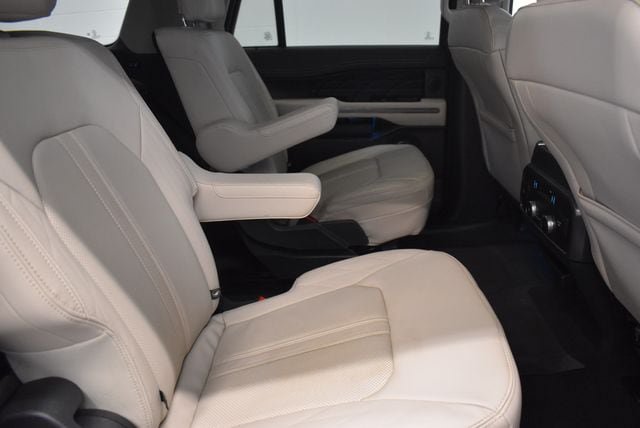 Used 2024 Ford Expedition Max Platinum AWD/4WD image 17