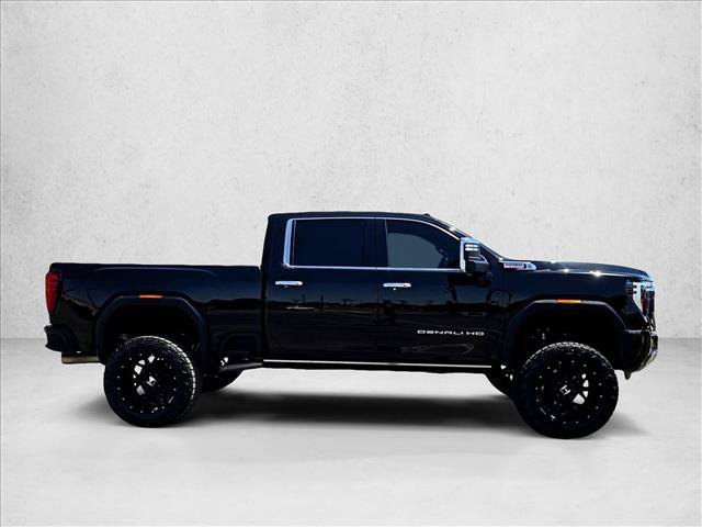 Used 2024 GMC Sierra 2500 Denali w/ Denali Reserve Package AWD/4WD image 9
