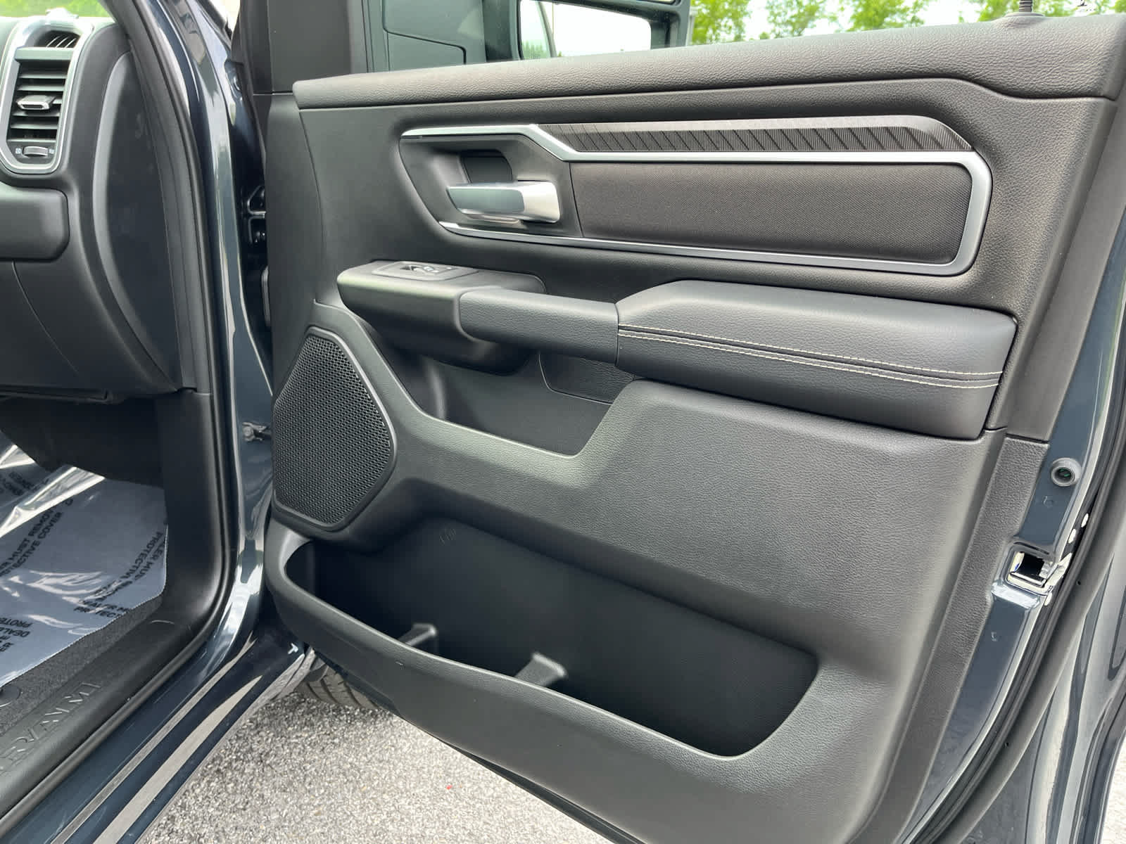 New 2026 RAM 1500 Big Horn AWD/4WD image 32