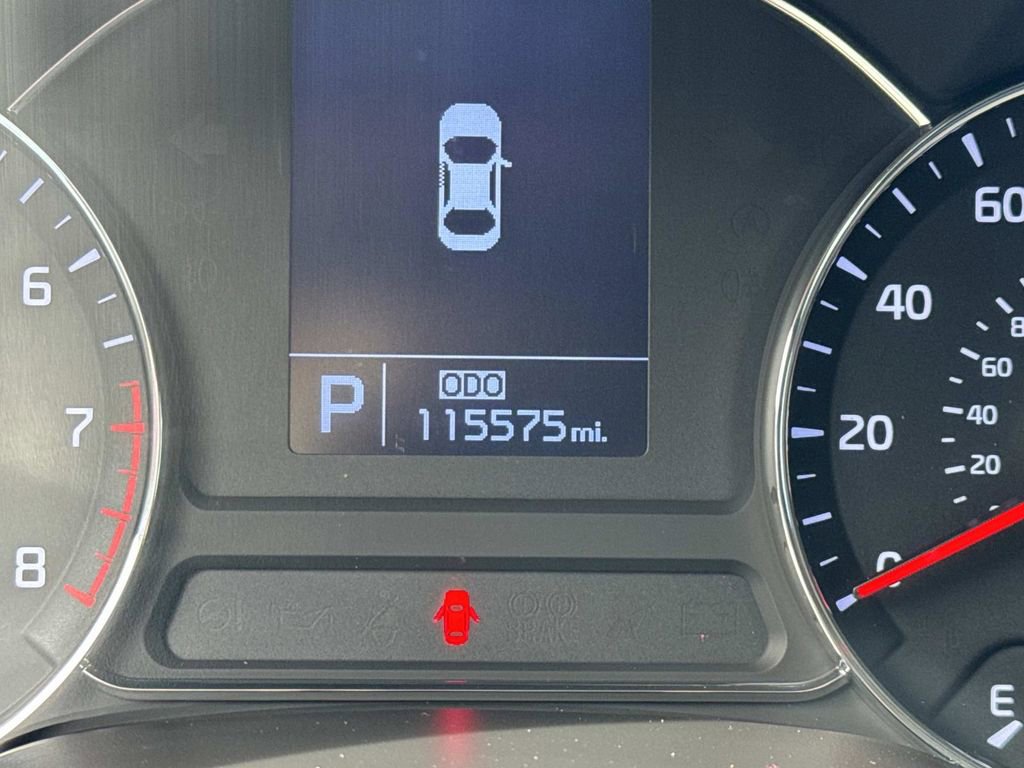 Used 2016 Kia Forte EX FWD image 2