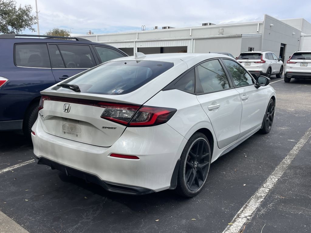 Used 2023 Honda Civic Sport image 4