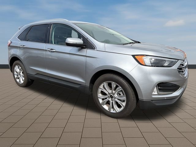 Used 2024 Ford Edge Titanium image 9