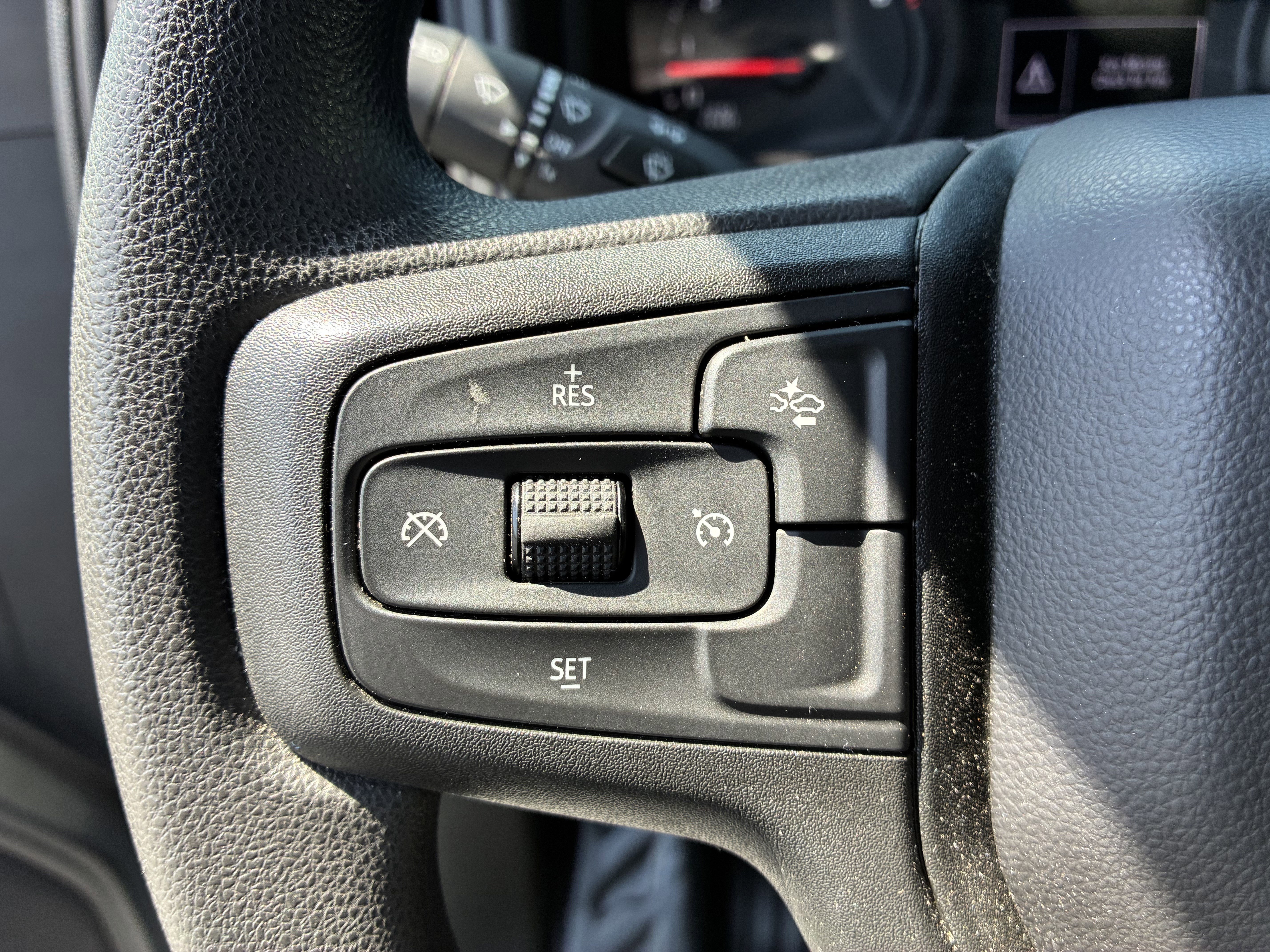 Used 2025 Chevrolet Silverado 2500 W/T w/ WT Convenience Package RWD image 32