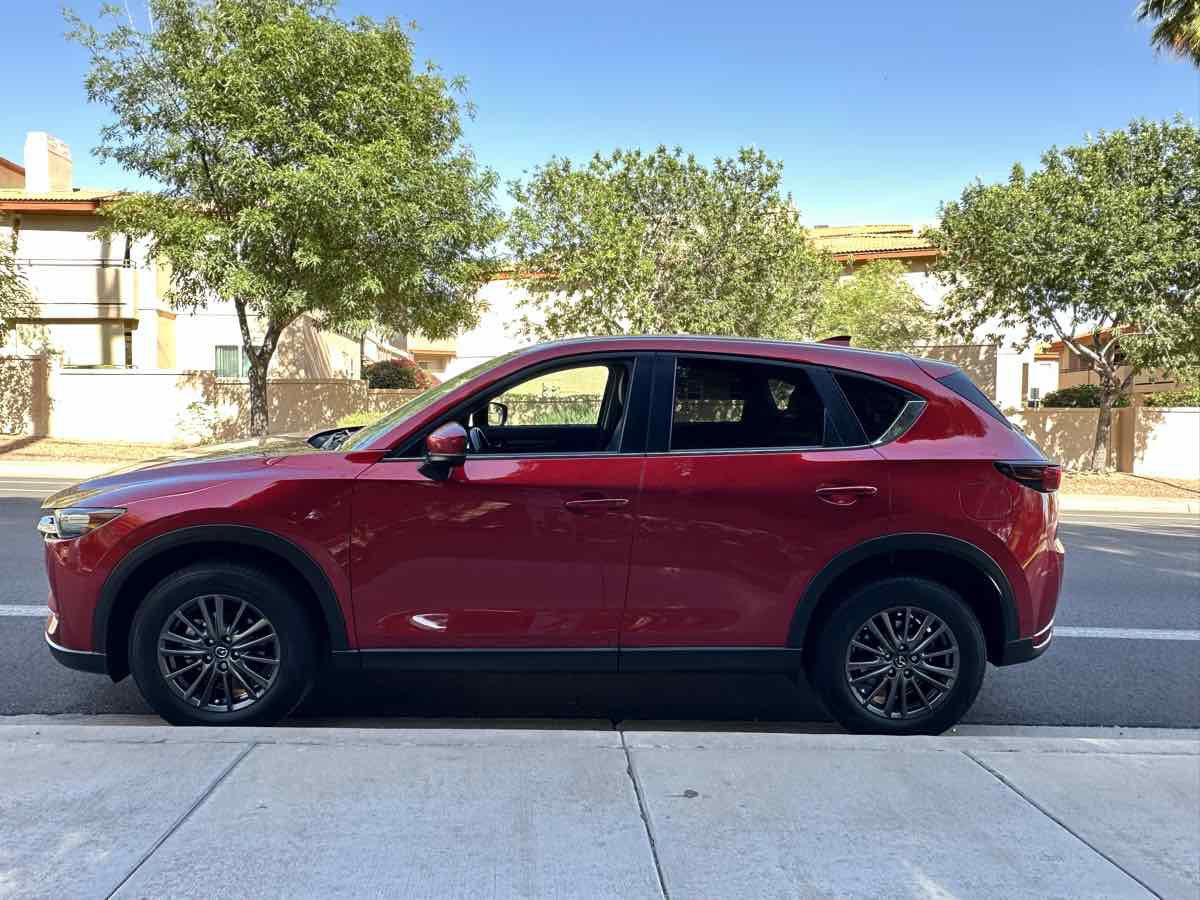 Used 2020 MAZDA CX-5 Touring FWD image 5