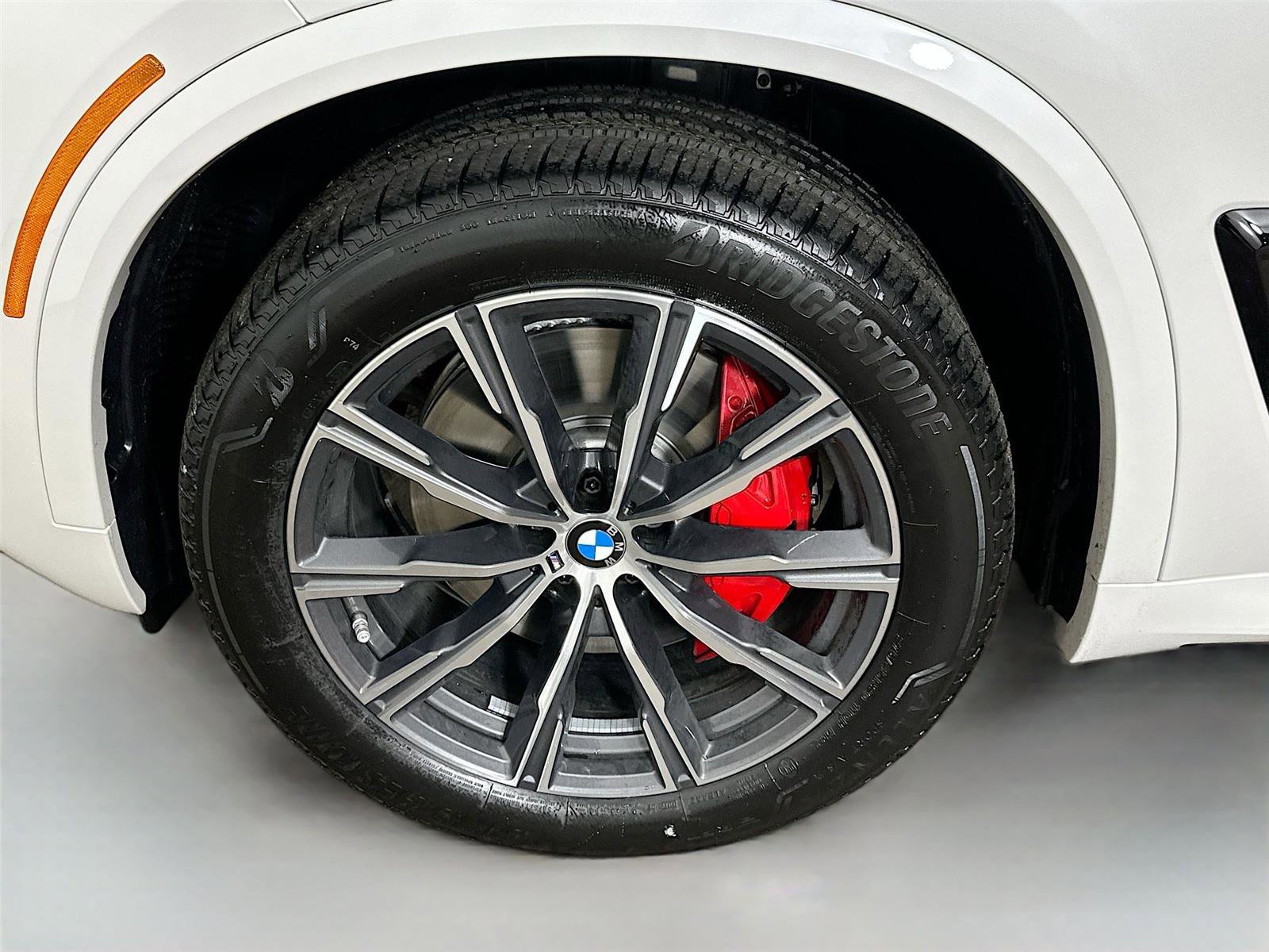 New 2026 BMW X5 xDrive40i w/ M Sport Package image 33