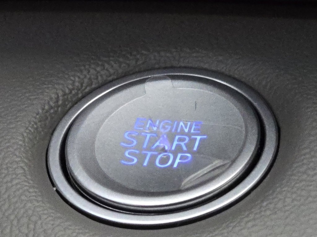 Used 2025 Hyundai Elantra Sport image 10