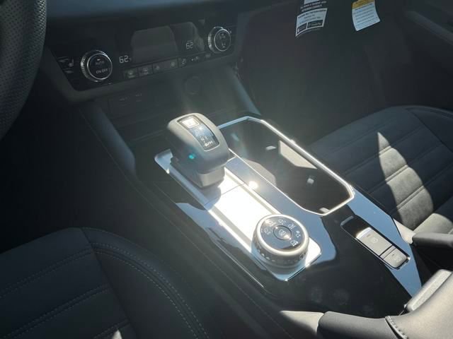 New 2025 Mitsubishi Outlander Trail Edition image 17