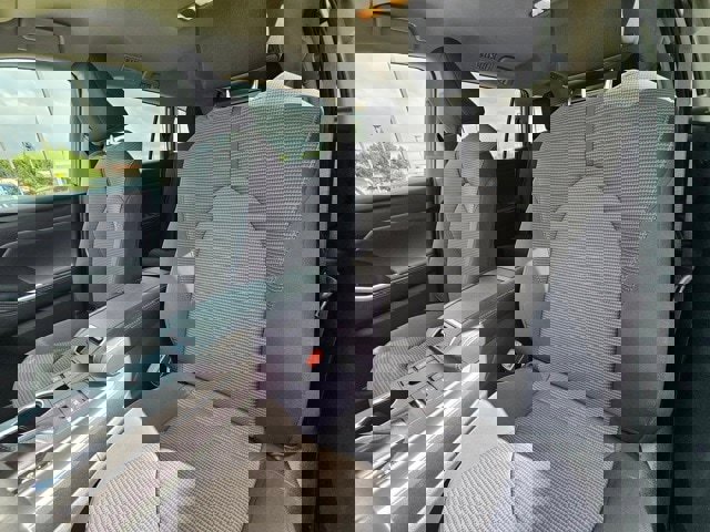 Used 2024 Toyota Highlander LE image 19