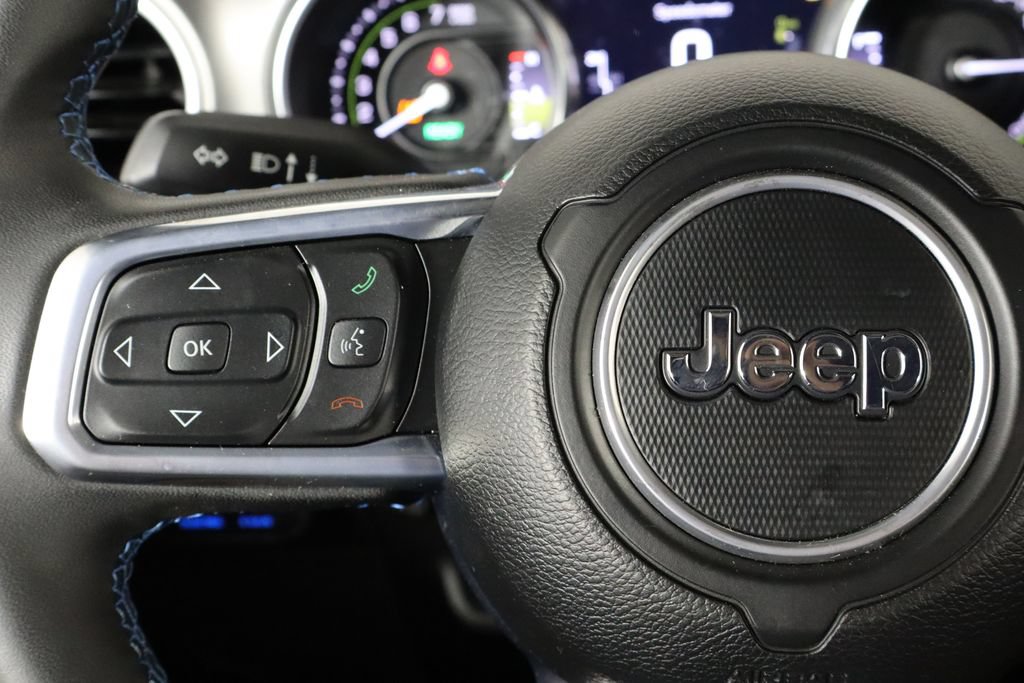 Used 2023 Jeep Wrangler Unlimited Rubicon 4xe AWD/4WD image 8