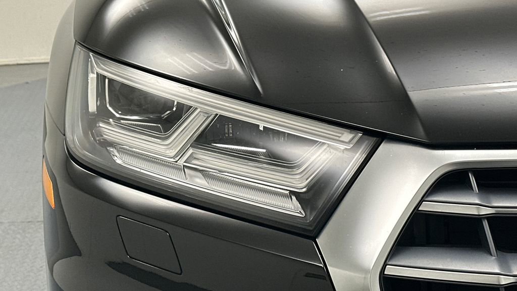 Used 2018 Audi Q5 2.0T Premium Plus w/ Premium Plus Package image 25