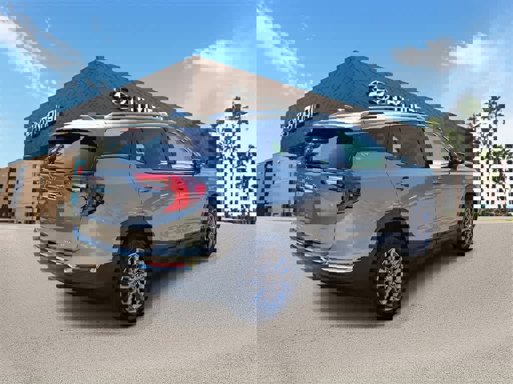 Used 2023 GMC Terrain SLT image 3