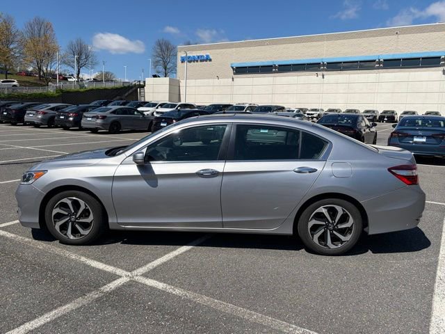 Used 2016 Honda Accord EX image 3