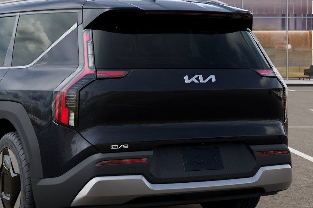 New 2026 Kia EV9 Wind AWD/4WD image 16
