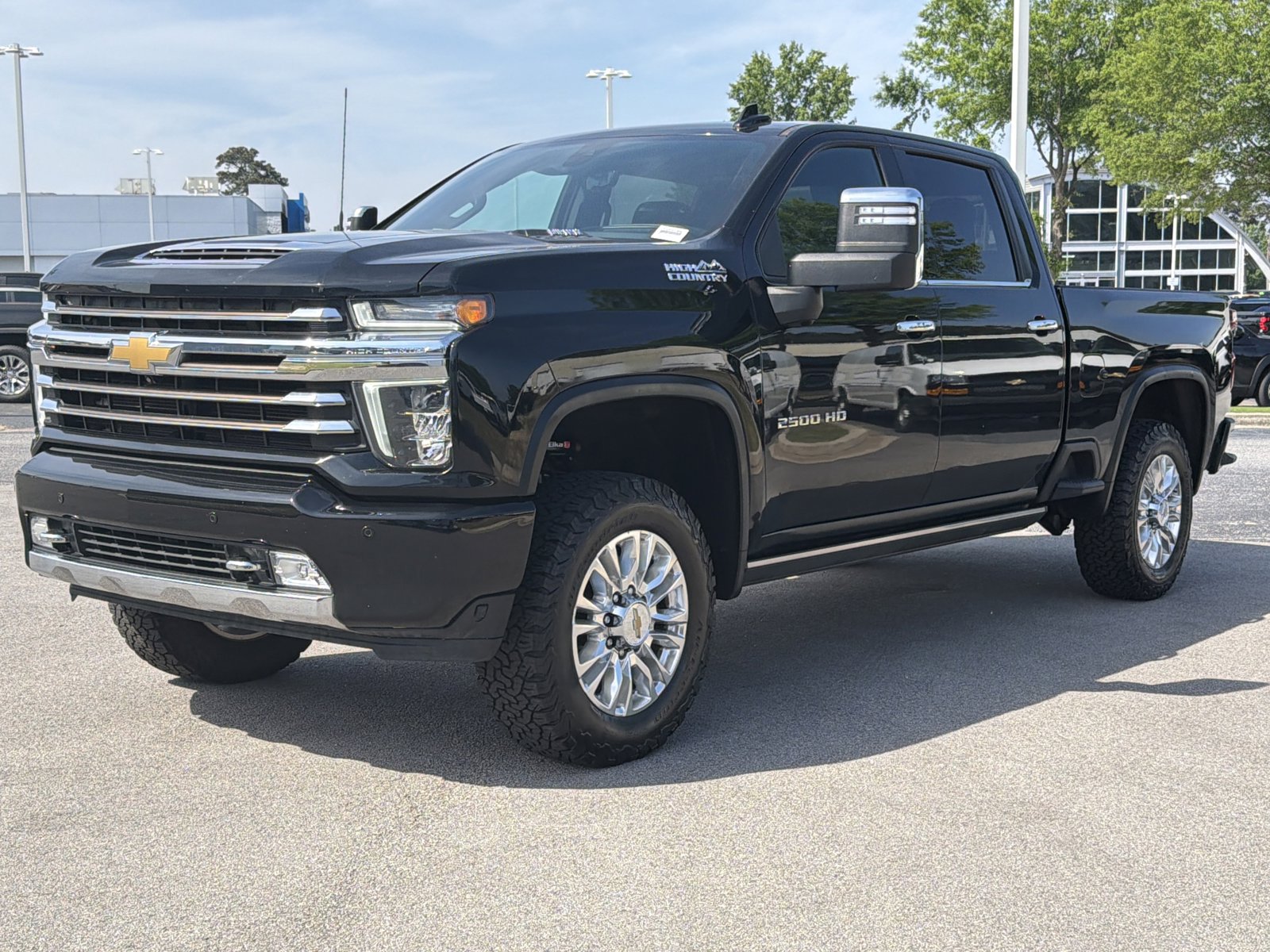 Used 2023 Chevrolet Silverado 2500 High Country w/ Z71 Off-Road Package AWD/4WD image 7