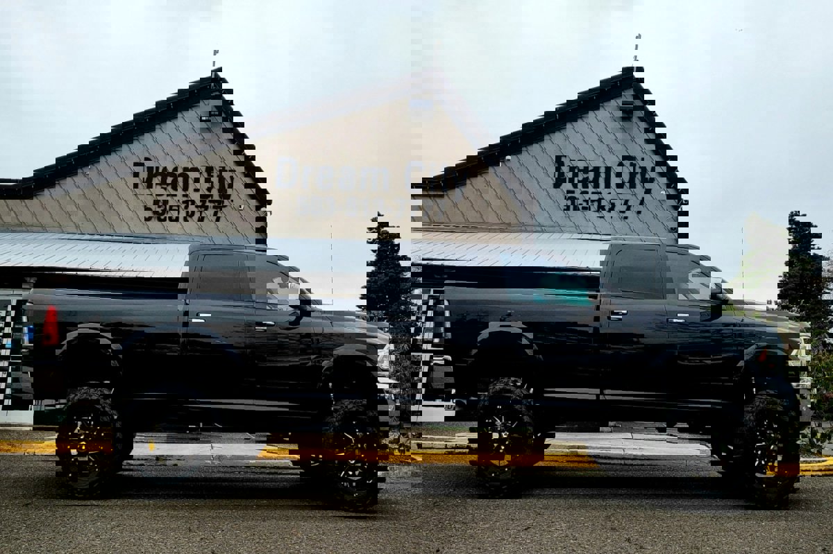 Used 2018 RAM 2500 Laramie image 6