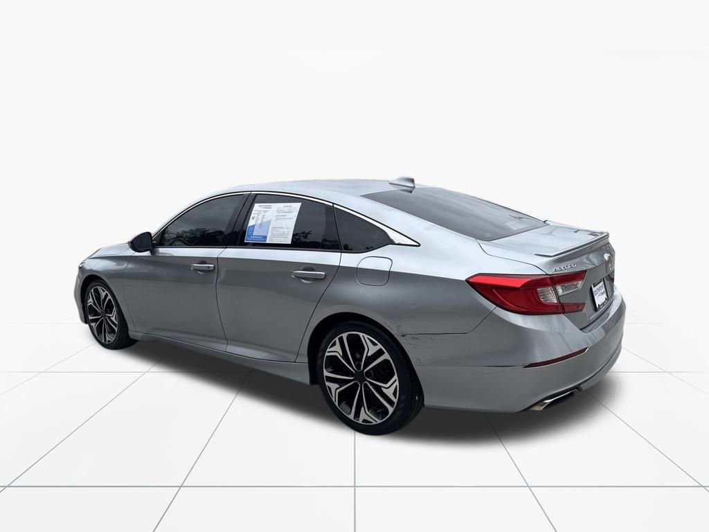 Used 2018 Honda Accord Sport image 6