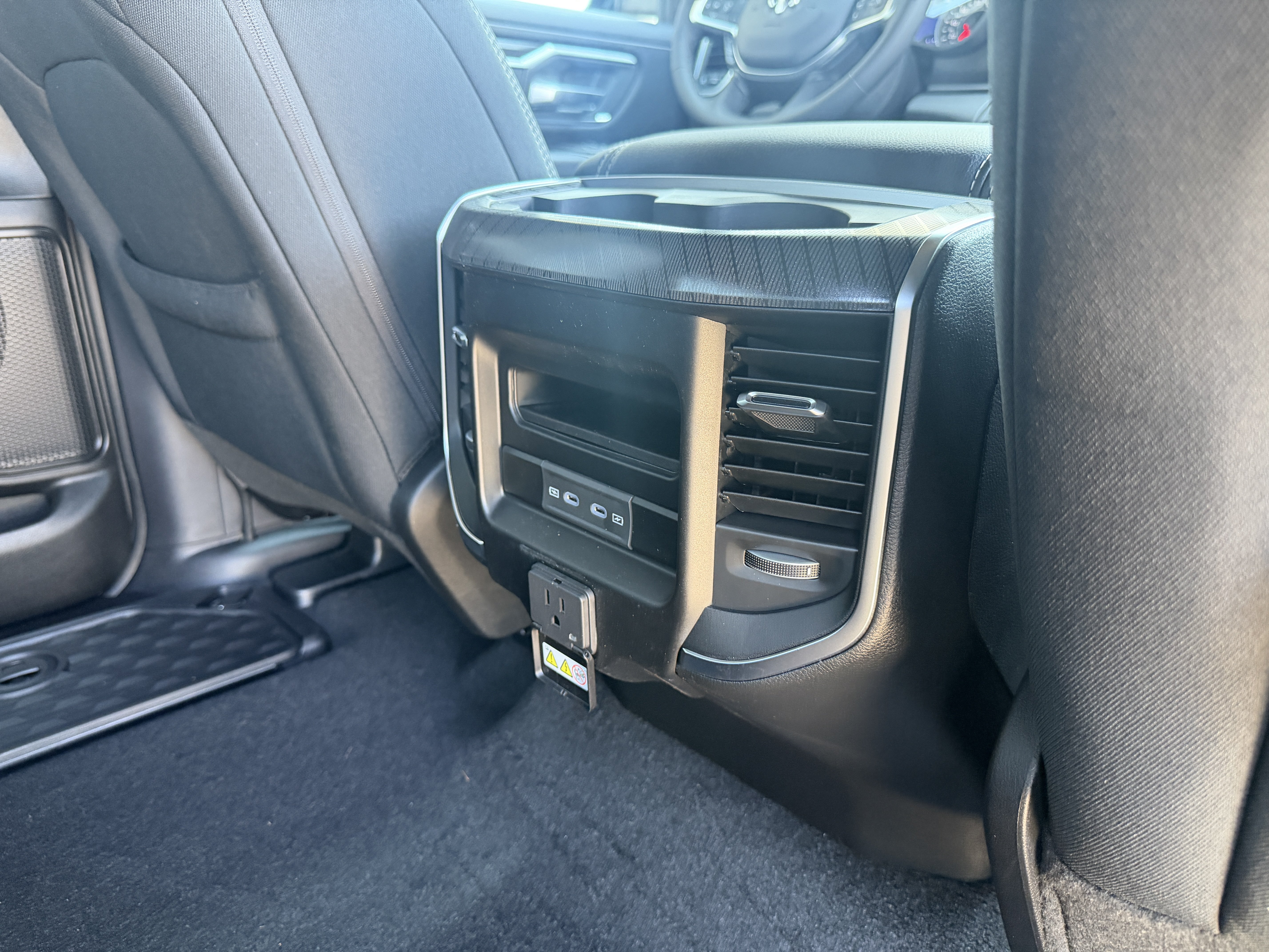 New 2026 RAM 1500 Big Horn AWD/4WD image 29