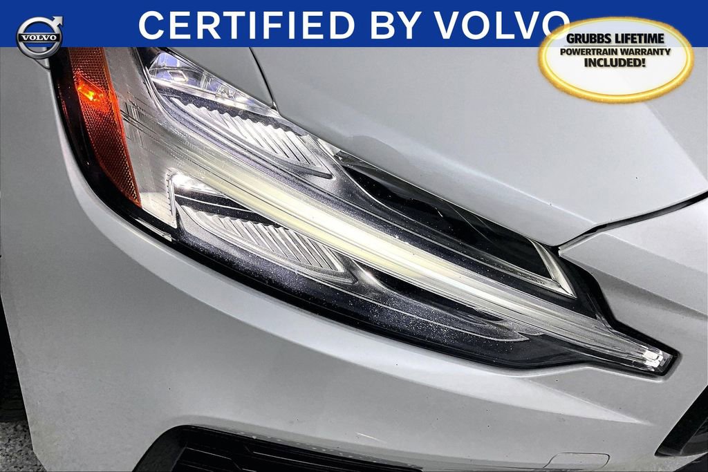 Used 2025 Volvo S60 T8 Plus image 38