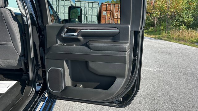 Certified 2024 Chevrolet Silverado 2500 LT w/ Convenience Package image 46