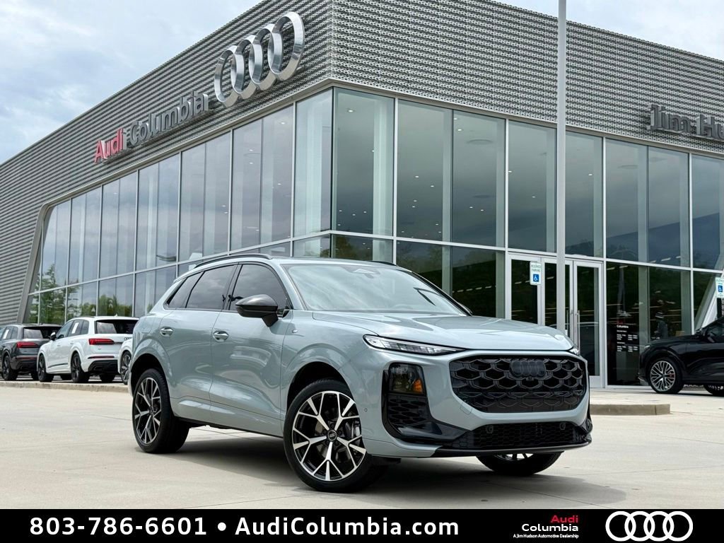 New 2026 Audi Q3 quattro 2.0T AWD/4WD image 1
