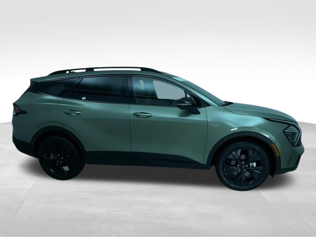 Used 2025 Kia Sportage X-Line w/ Premium Package AWD/4WD image 2
