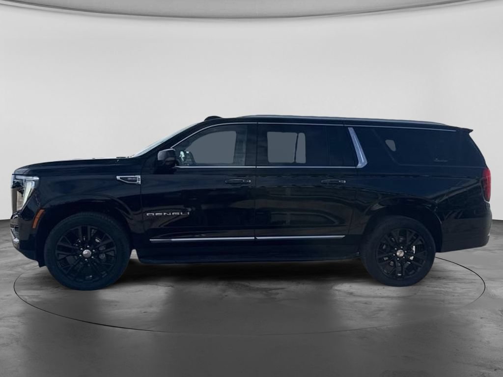 Used 2025 GMC Yukon XL Denali AWD/4WD image 11