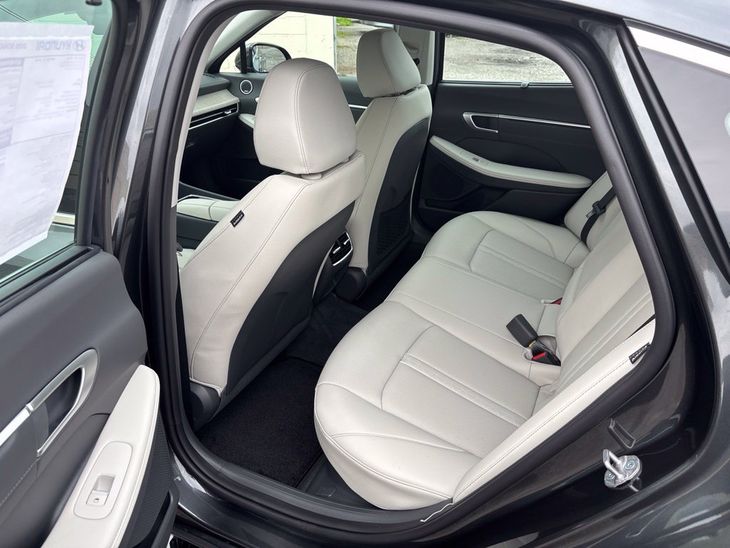 New 2026 Hyundai Sonata Limited FWD image 14