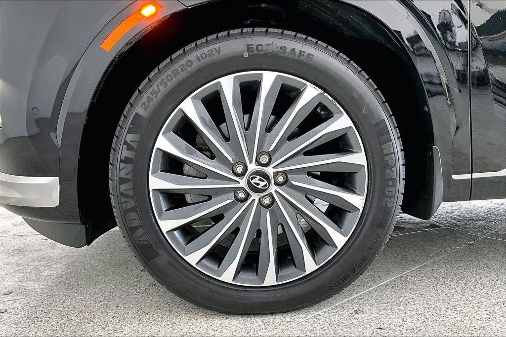 Used 2023 Hyundai Palisade Calligraphy AWD/4WD image 11