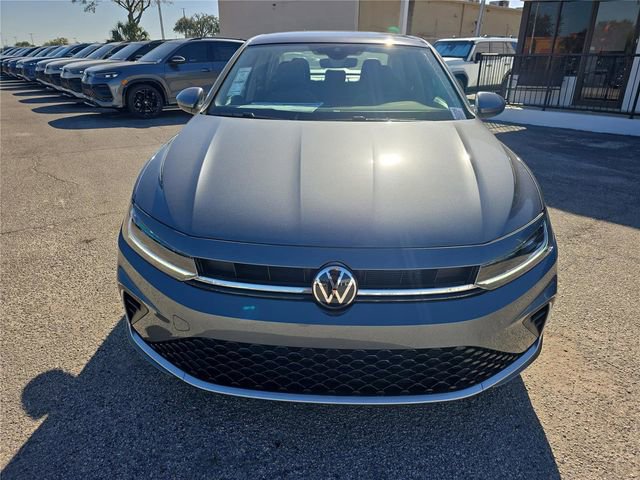 New 2026 Volkswagen Jetta SE FWD image 2