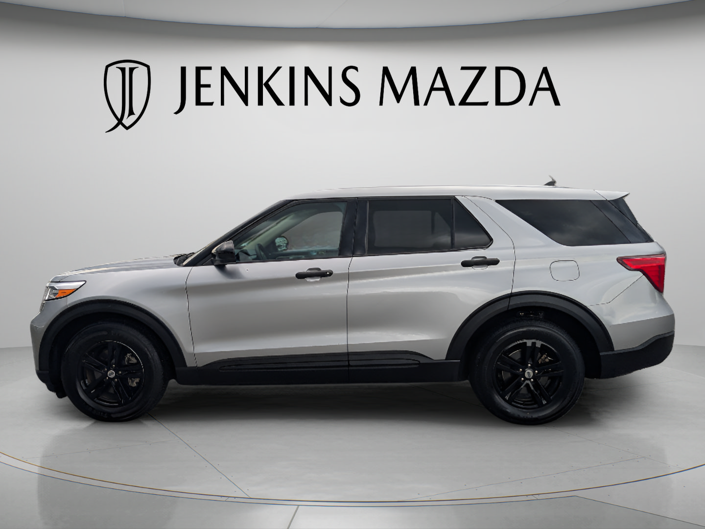Used 2023 Ford Explorer 2WD image 4