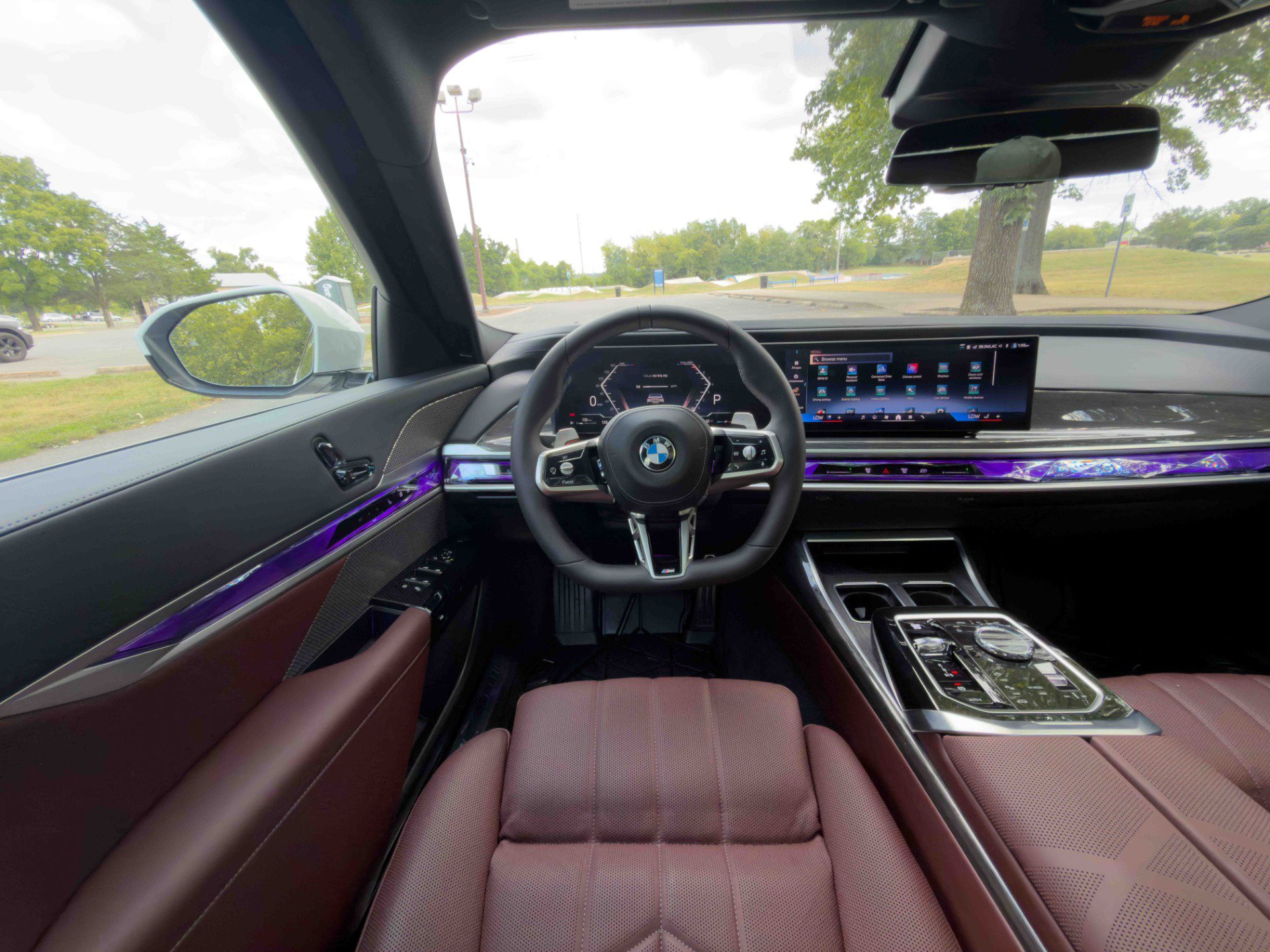 Used 2026 BMW 740i xDrive w/ Executive Package AWD/4WD image 21