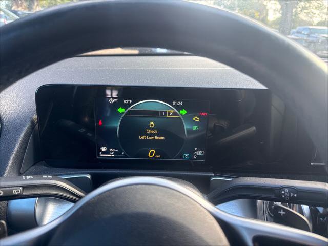 Used 2021 Mercedes-Benz GLB 250 image 26