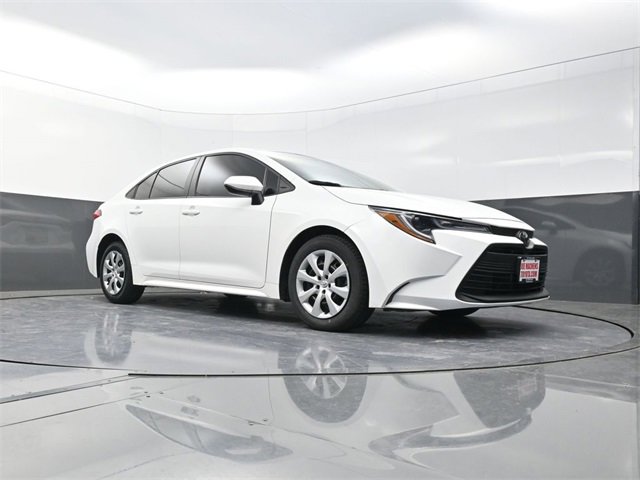 Used 2023 Toyota Corolla LE image 27