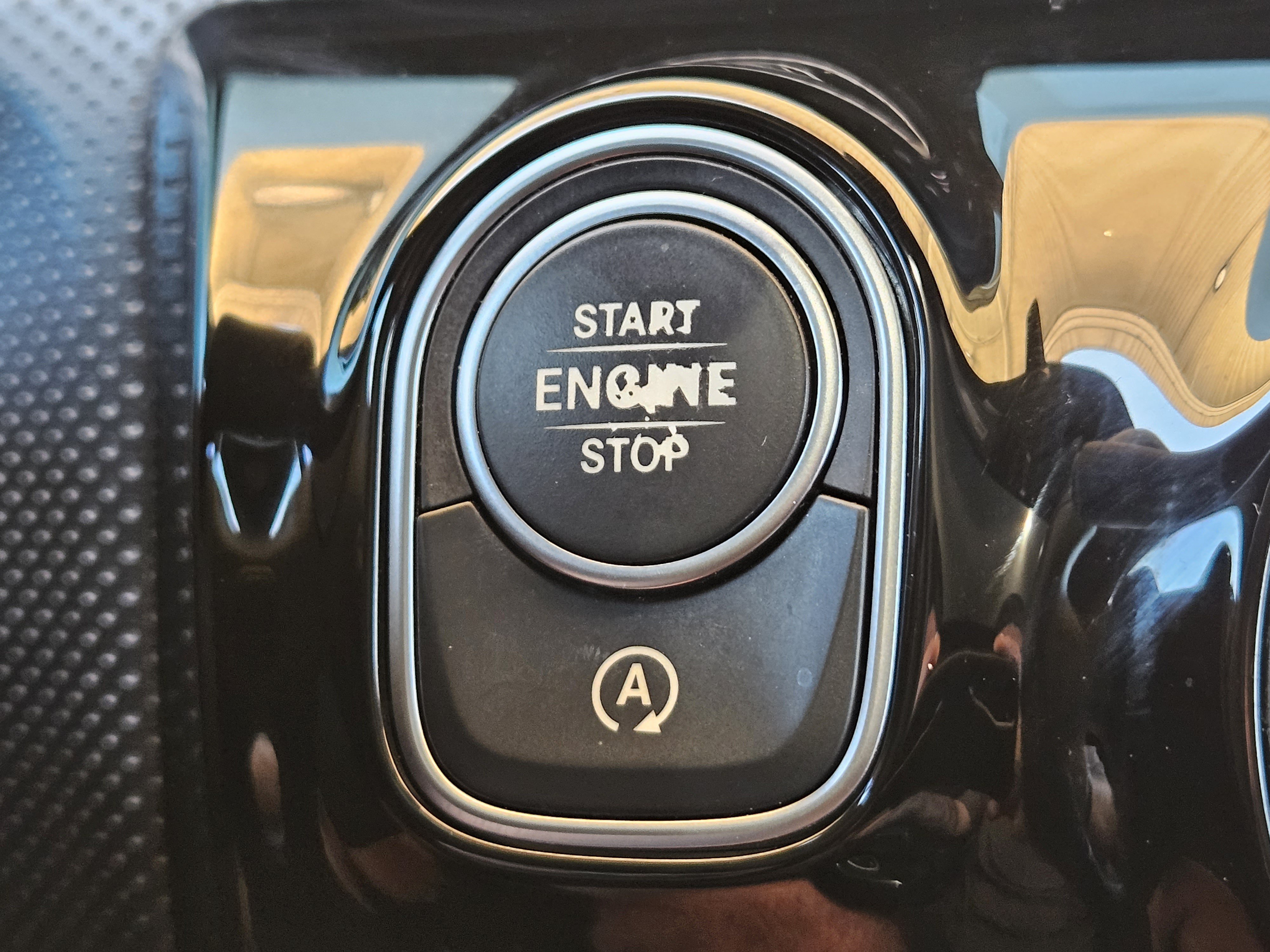 Used 2020 Mercedes-Benz CLA 250 image 32