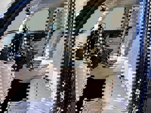 Used 2021 Mercedes-Benz GLC 300 image 25