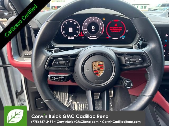Used 2024 Porsche Cayenne S AWD/4WD image 16