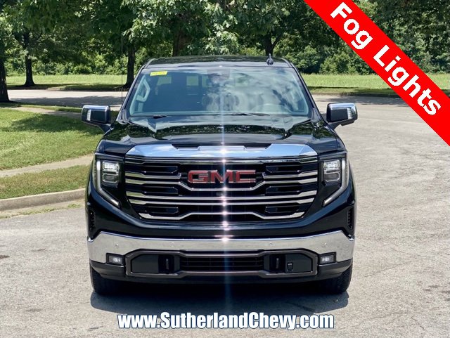 Used 2022 GMC Sierra 1500 SLT w/ SLT Premium Plus Package image 2
