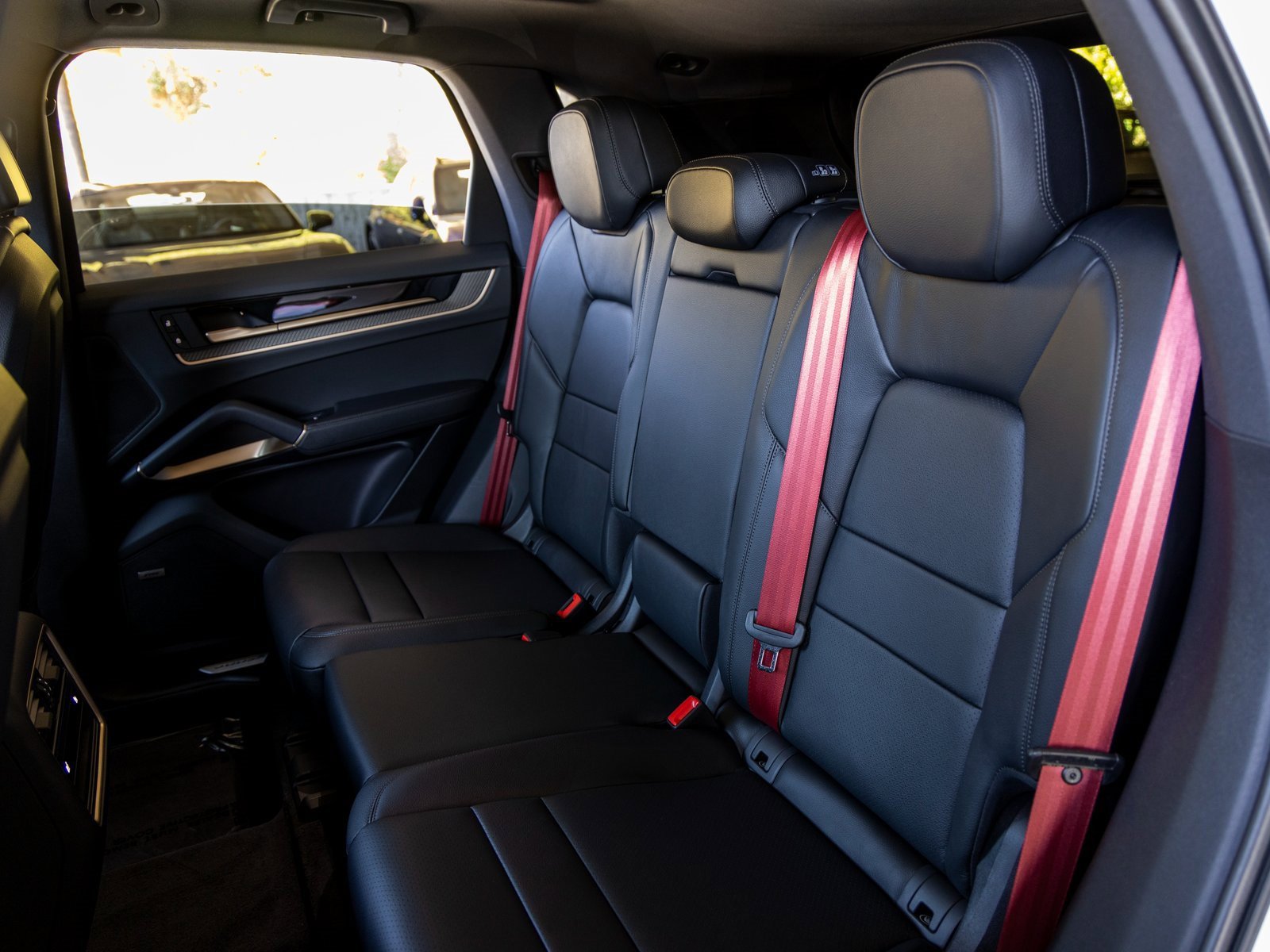 New 2025 Porsche Cayenne S image 40