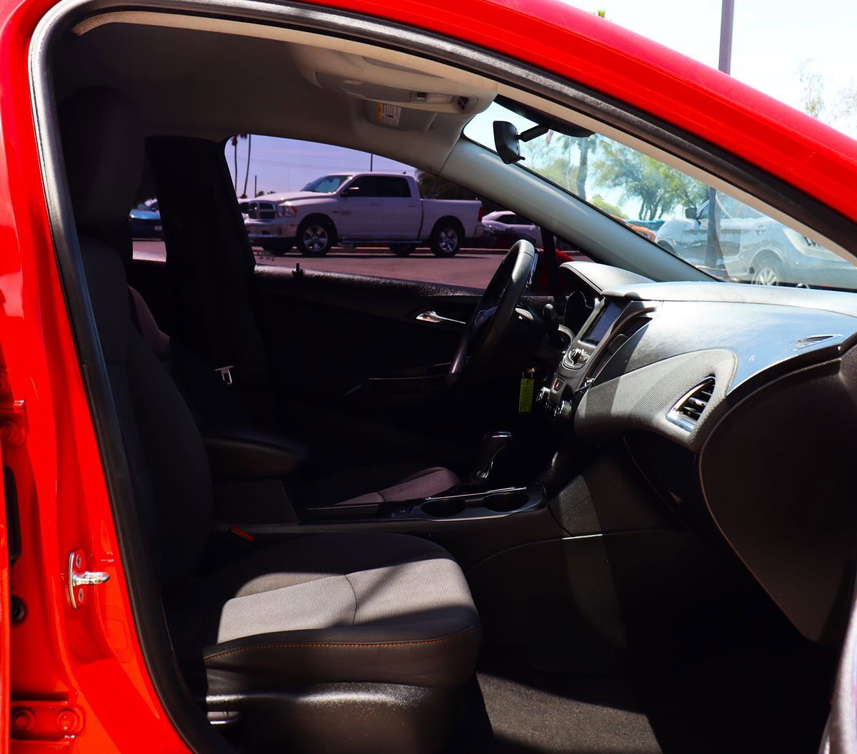Used 2019 Chevrolet Cruze LS w/ LS Convenience Package FWD image 30