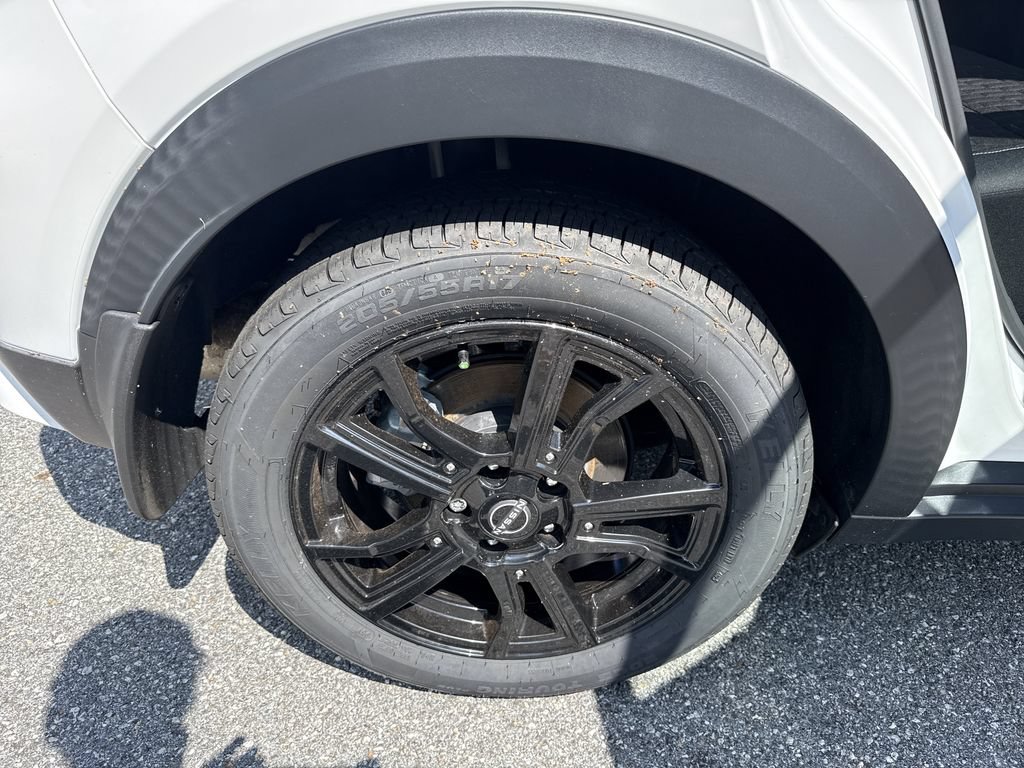 Used 2022 Nissan Kicks SV FWD image 17