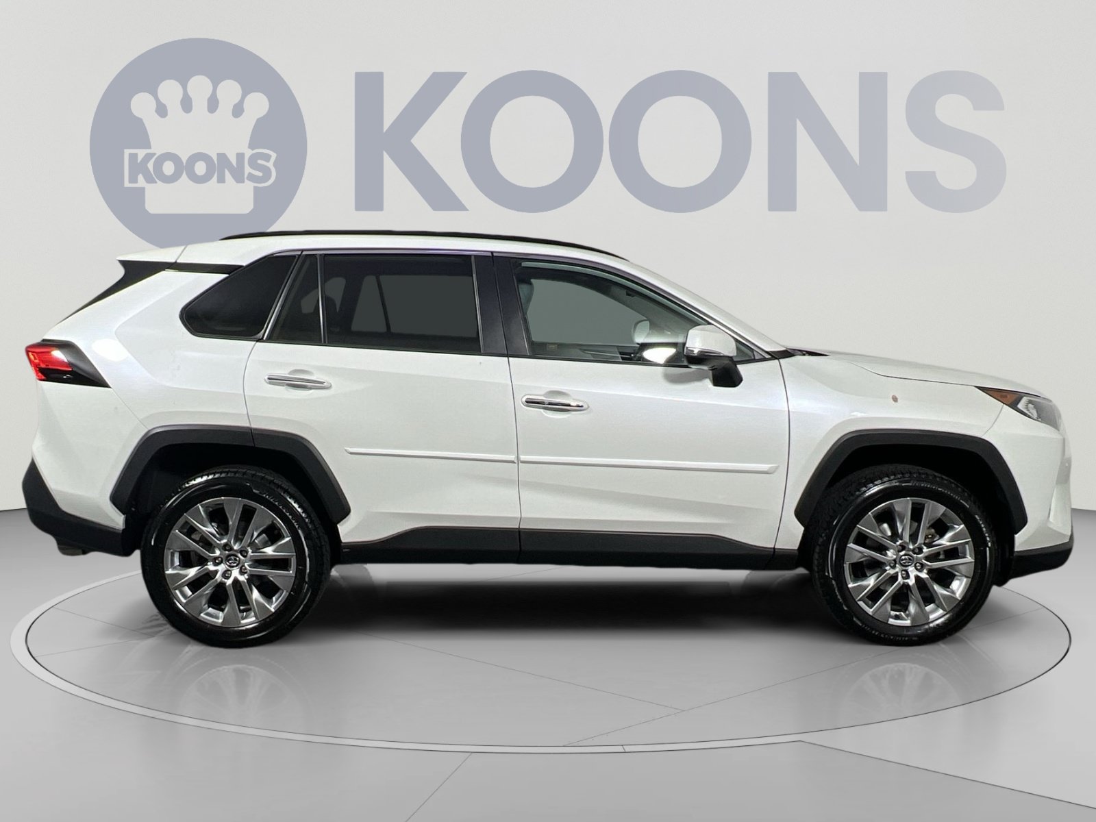 Used 2020 Toyota RAV4 Limited AWD/4WD image 8