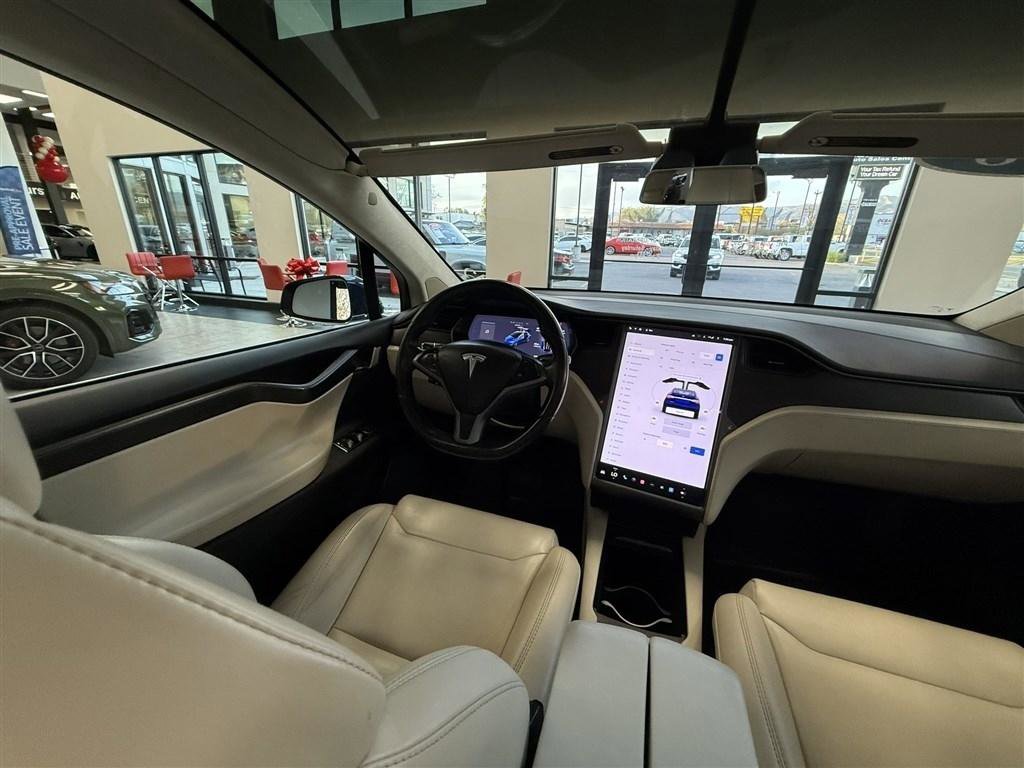 Used 2018 Tesla Model X 100D AWD/4WD image 15