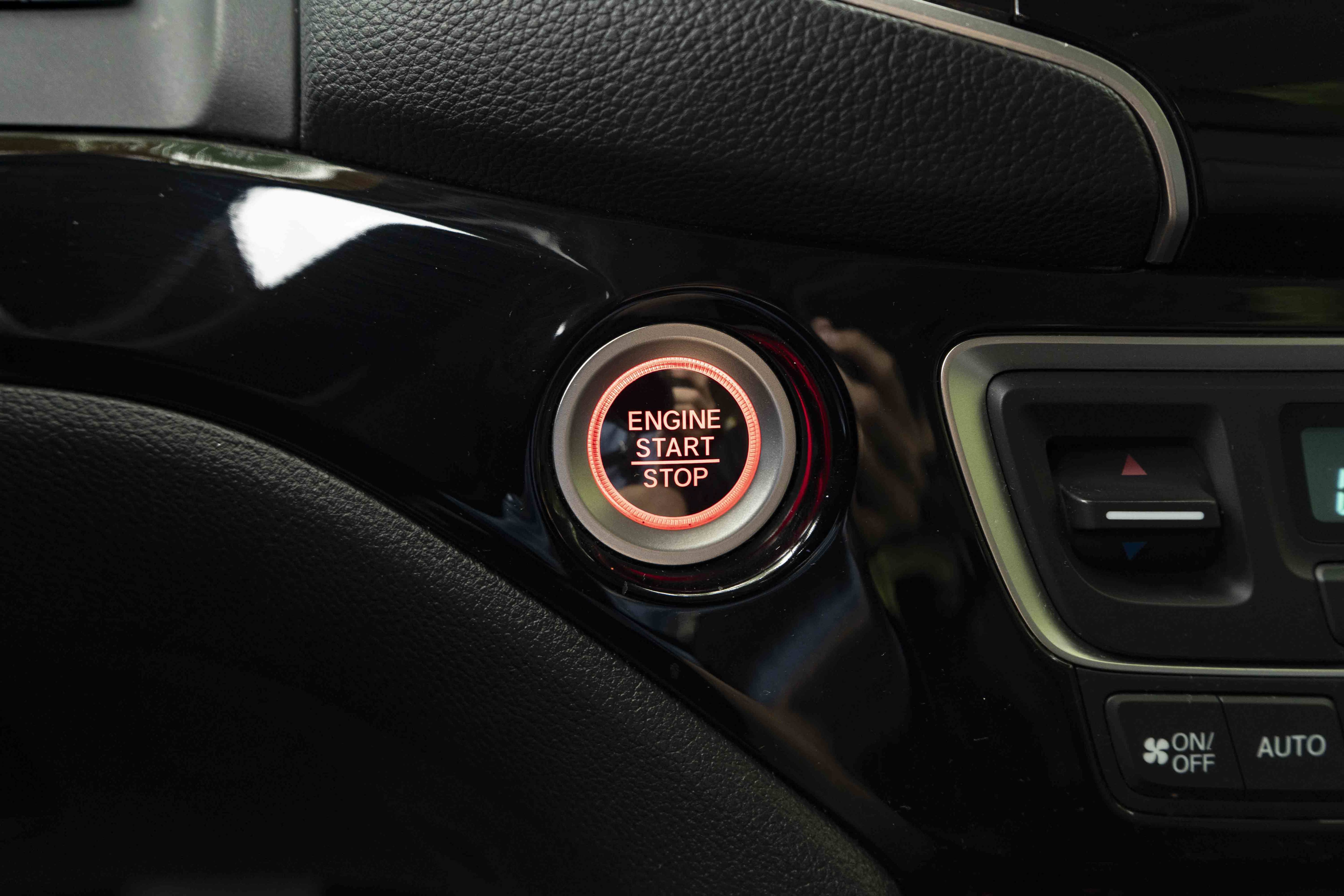 Used 2020 Honda Pilot Elite image 26