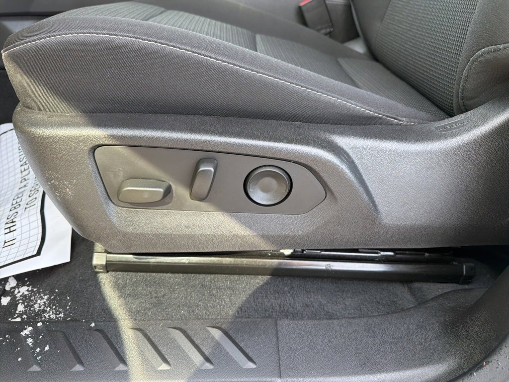 Used 2024 Chevrolet Colorado LT w/ LT Convenience Package II image 15