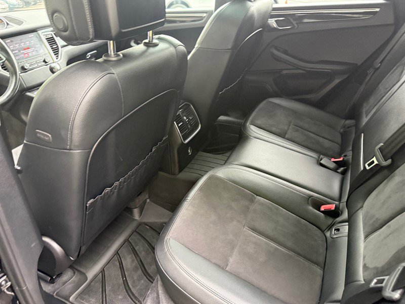 Used 2018 Porsche Macan S AWD/4WD image 27